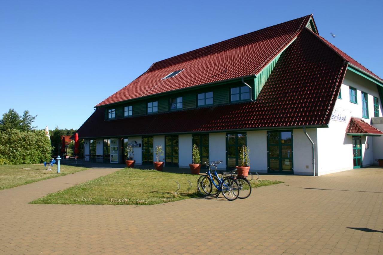 Haus Benny Lägenhet Dranske Exteriör bild